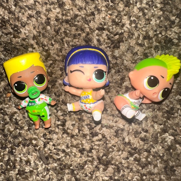 L.O.L. Surprise! Other - L.O.L. Surprise! Trio of Dolls in Neon Green, Yellow & Purple mike n ike & dots